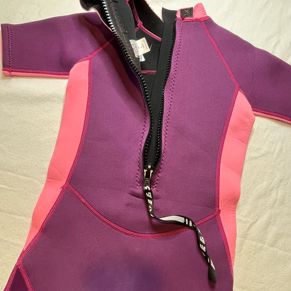 Manta‎ Wetsuit Youth XL Pink and Purple - Picture 5 of 9